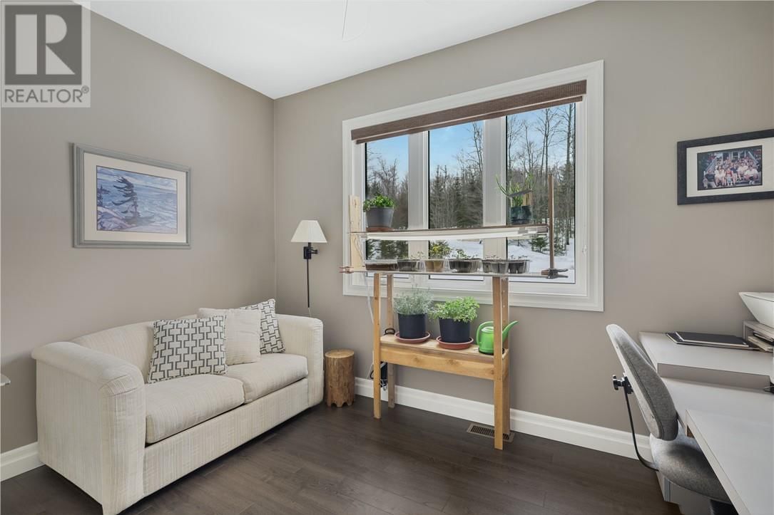 82 BOBCAT TRAIL Image 26