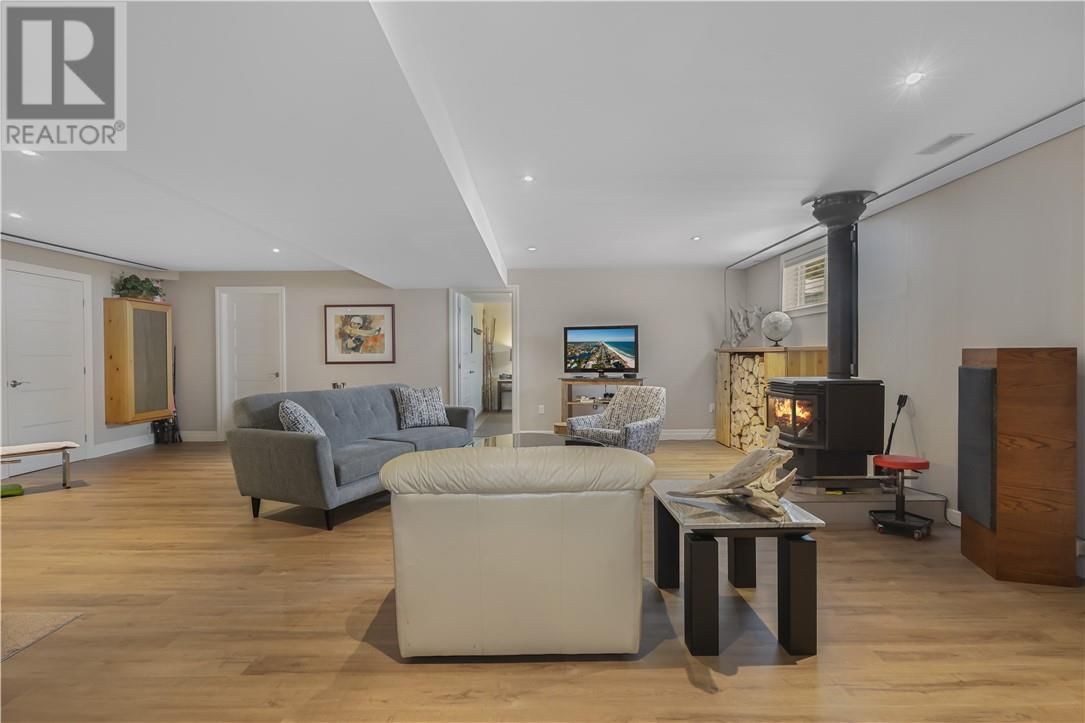 82 BOBCAT TRAIL Image 30