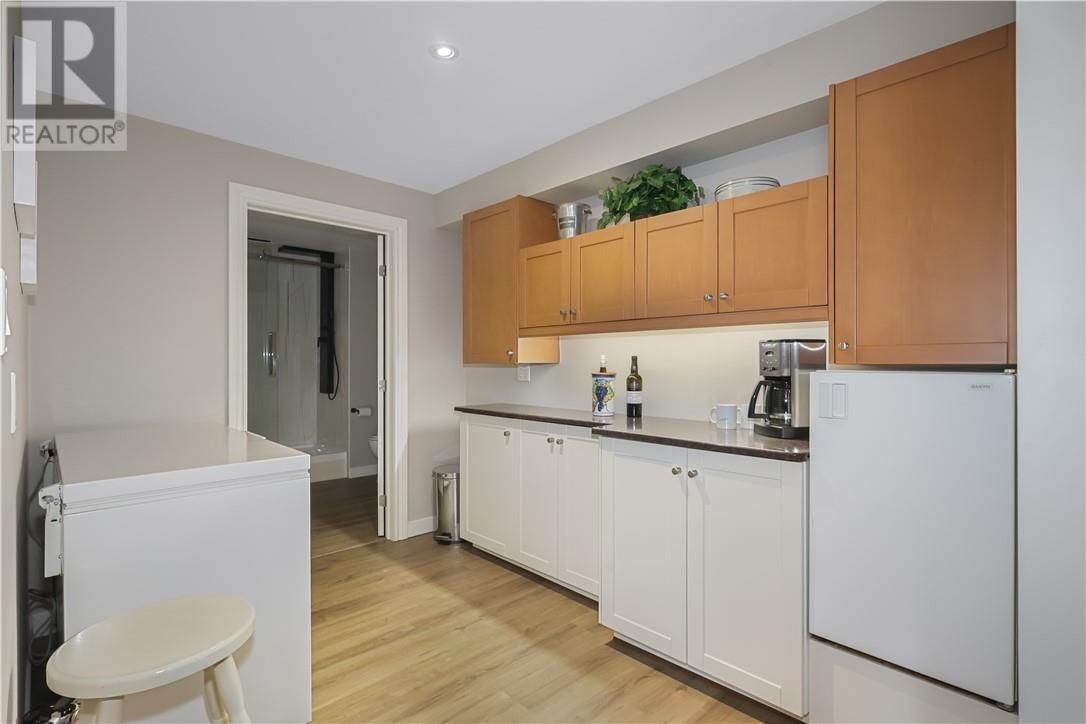 82 BOBCAT TRAIL Image 37