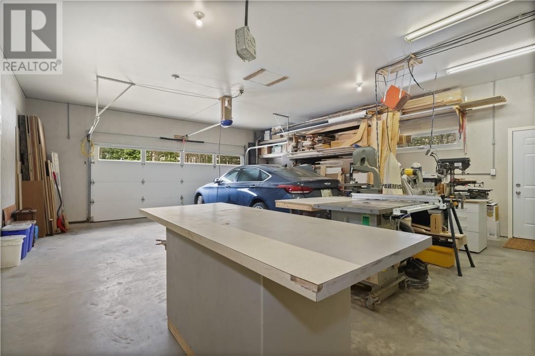 82 BOBCAT TRAIL Image 39