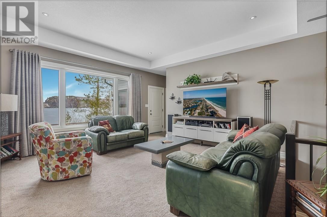 82 BOBCAT TRAIL Image 5