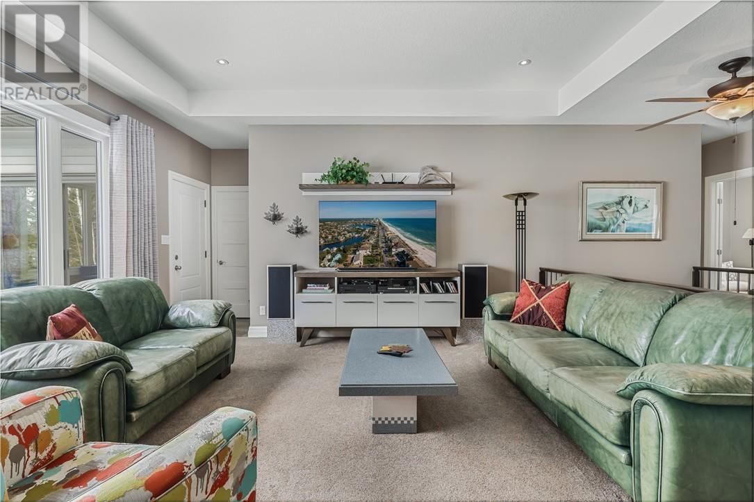 82 BOBCAT TRAIL Image 6