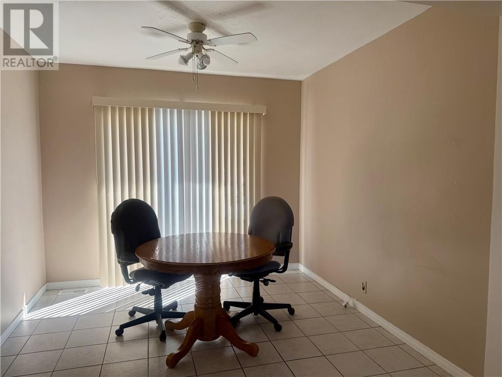 4418 THERESA AVENUE Image 8