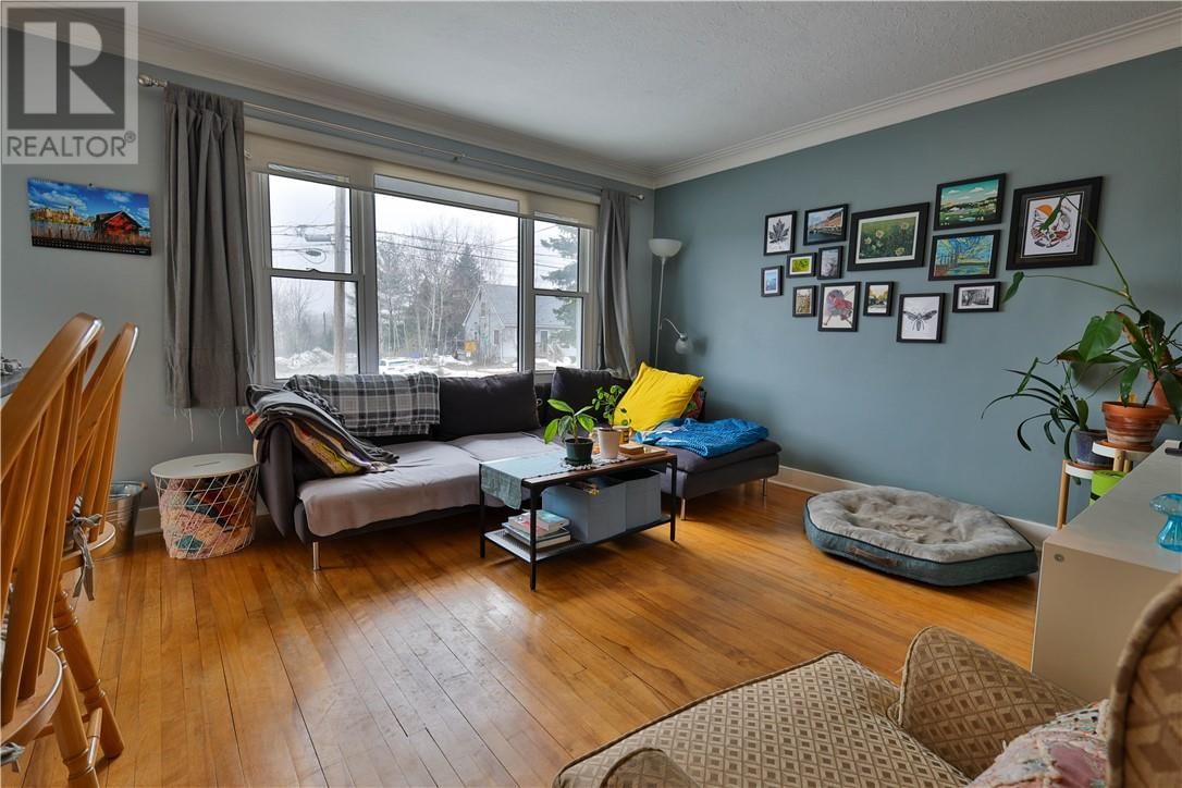 401 YORK STREET Image 3