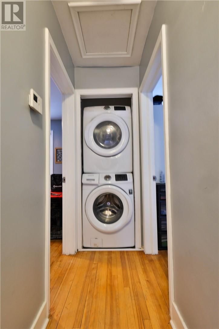 401 YORK STREET Image 8