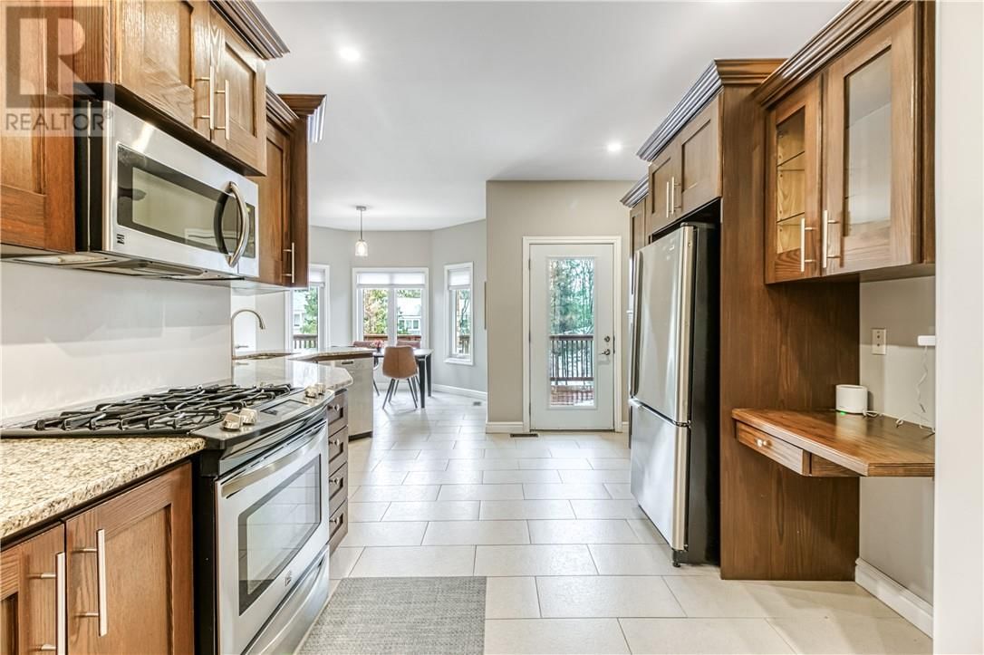 179 MERRYGALE DRIVE Image 14