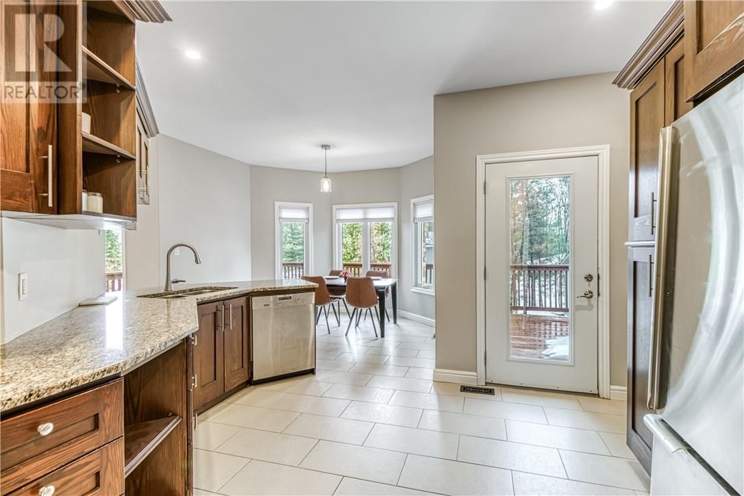 179 MERRYGALE DRIVE Image 16