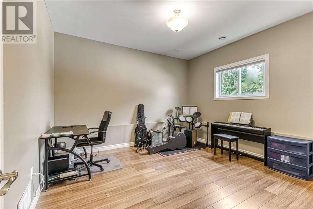 179 MERRYGALE DRIVE Image 30