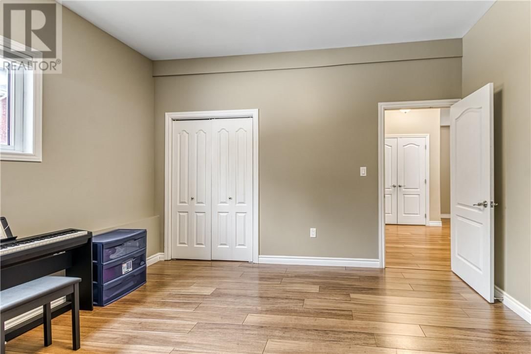 179 MERRYGALE DRIVE Image 31