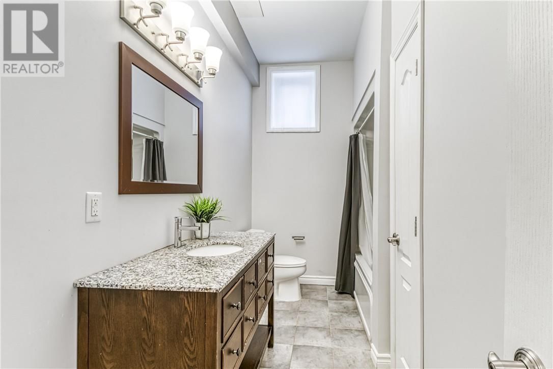 179 MERRYGALE DRIVE Image 33