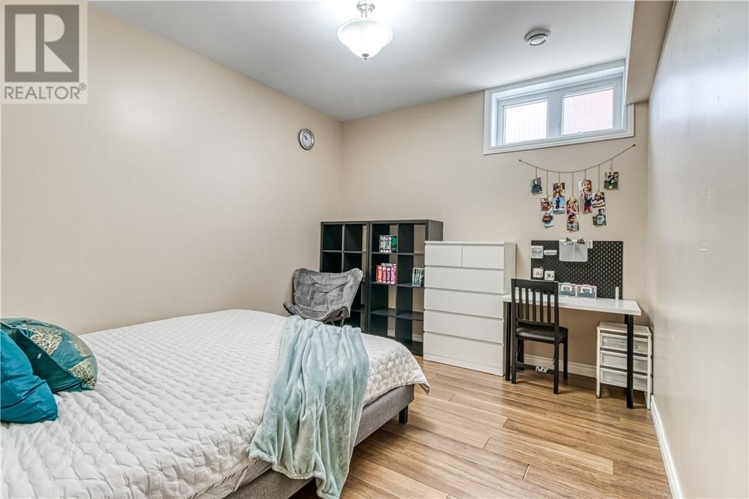 179 MERRYGALE DRIVE Image 34