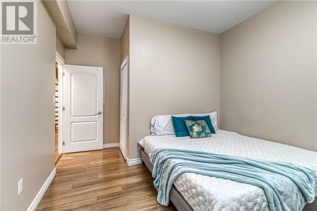 179 MERRYGALE DRIVE Image 35