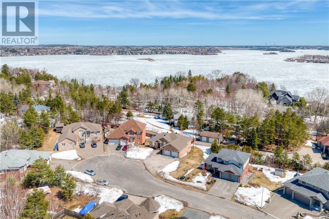 179 MERRYGALE DRIVE Image 45