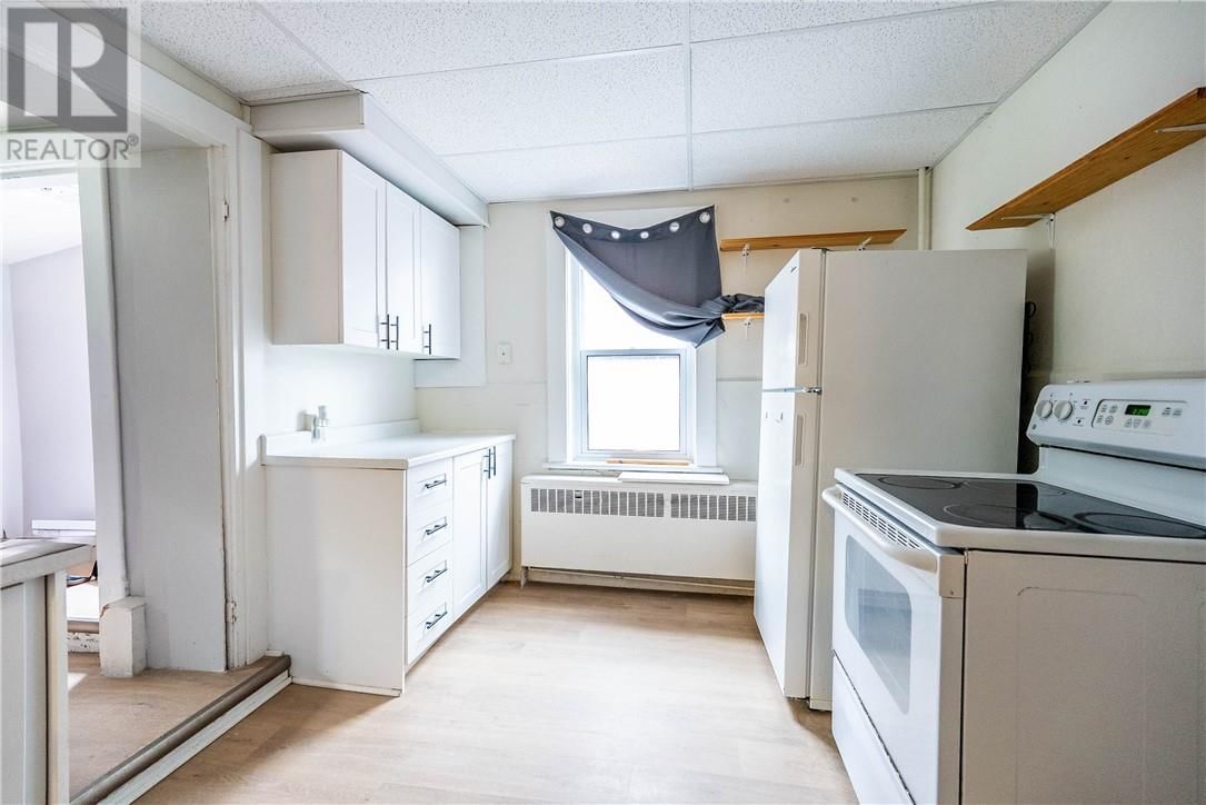 3-5 EYRE STREET Image 10