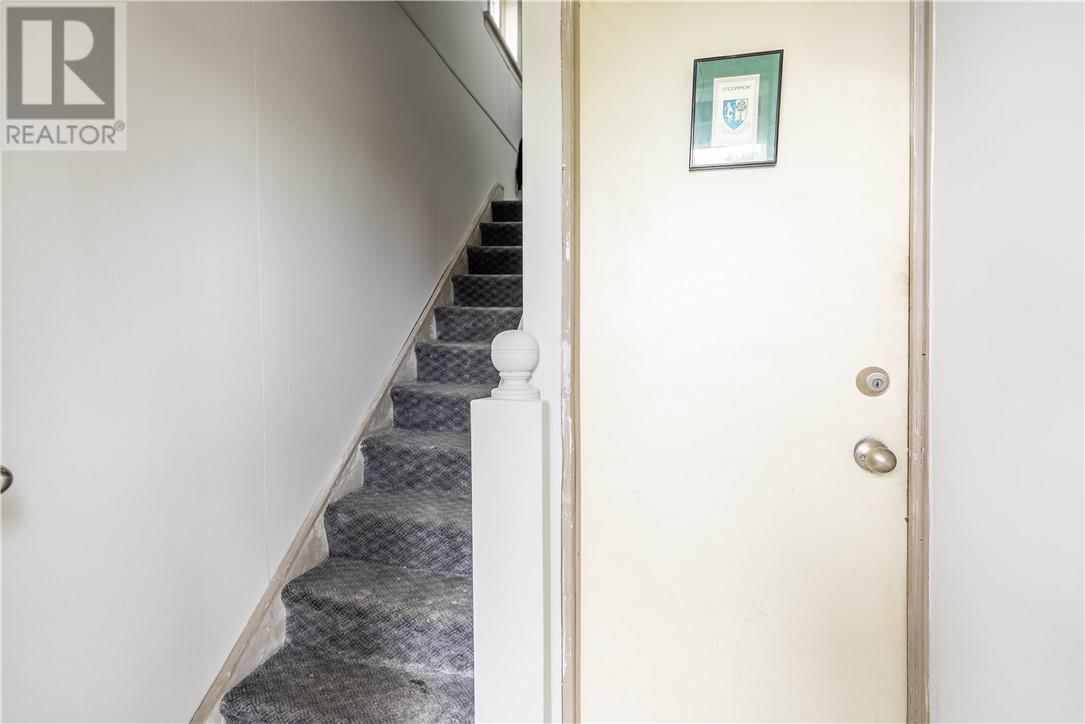 3-5 EYRE STREET Image 18