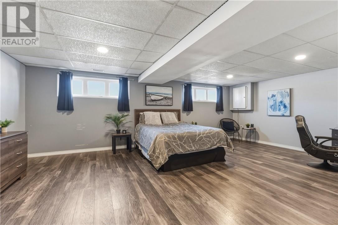 4295 CARINA DRIVE Image 17