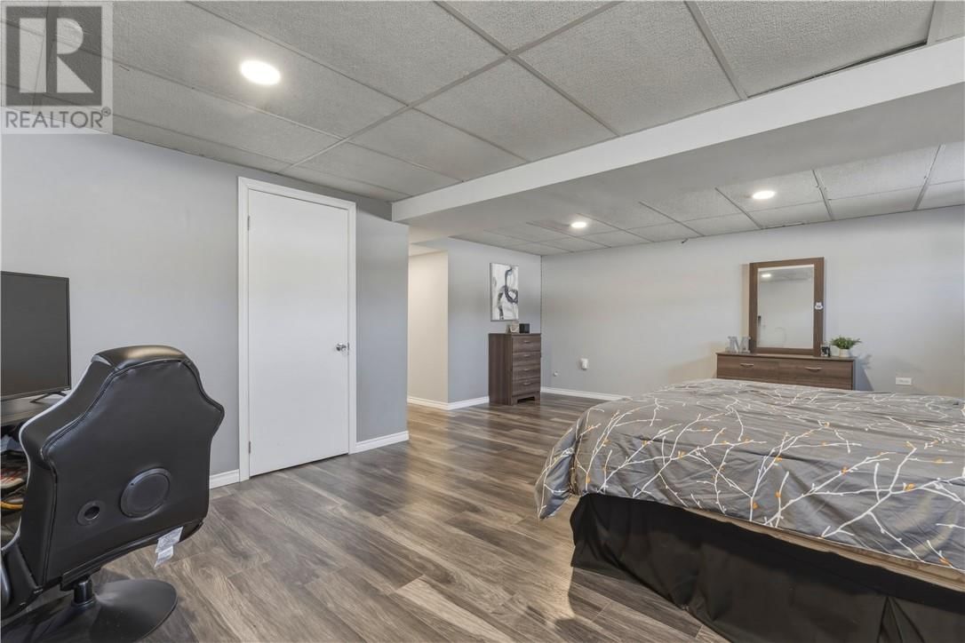 4295 CARINA DRIVE Image 18