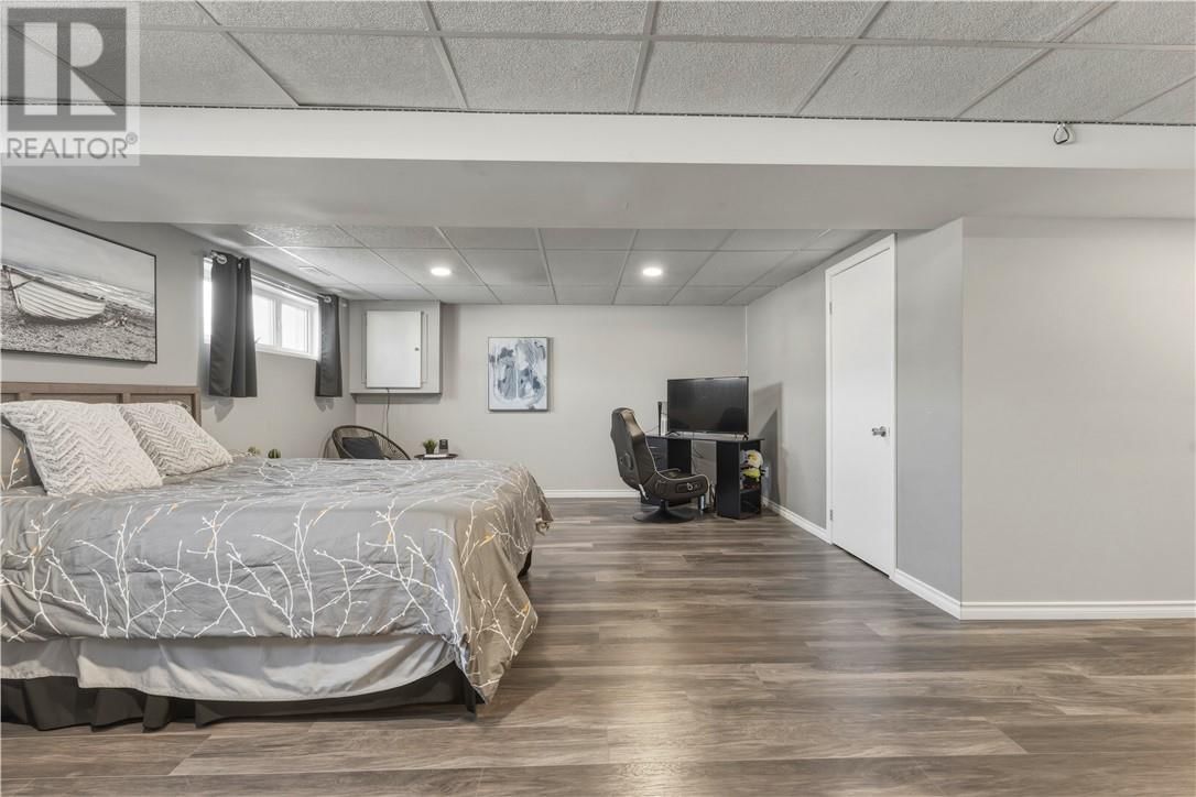 4295 CARINA DRIVE Image 19