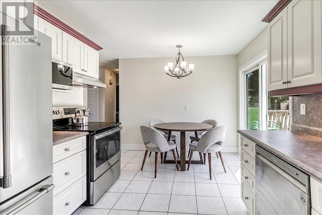 1305 ROSE MARIE AVENUE Image 13