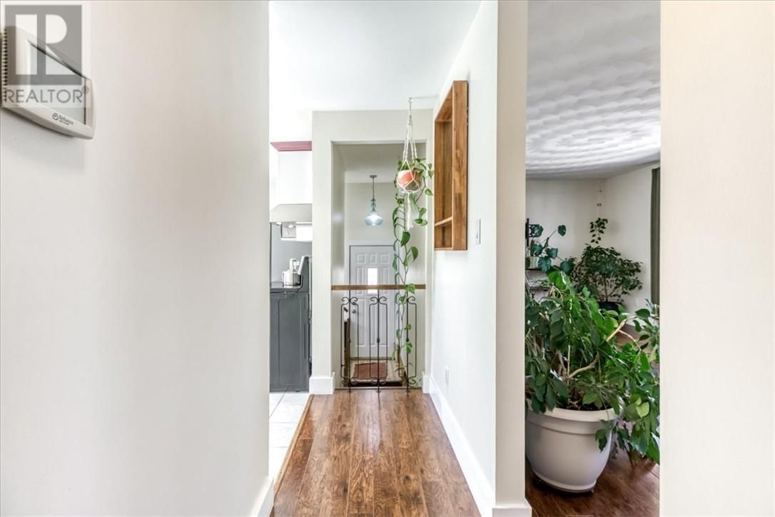 1305 ROSE MARIE AVENUE Image 15