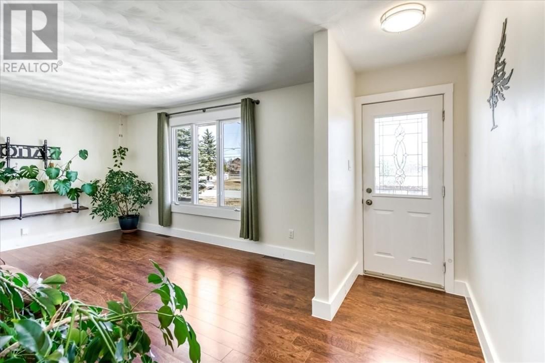 1305 ROSE MARIE AVENUE Image 16