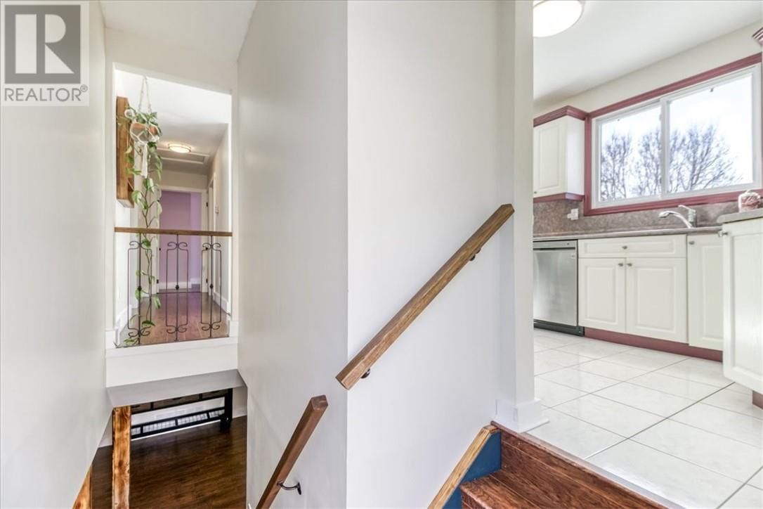 1305 ROSE MARIE AVENUE Image 28