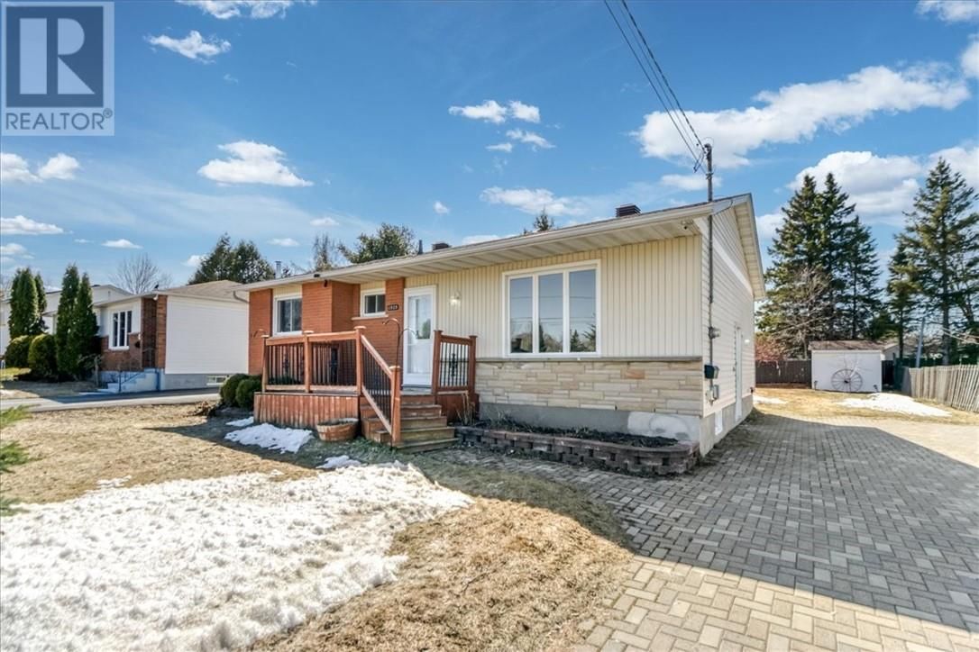 1305 ROSE MARIE AVENUE Image 3