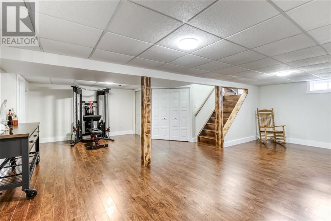 1305 ROSE MARIE AVENUE Image 30