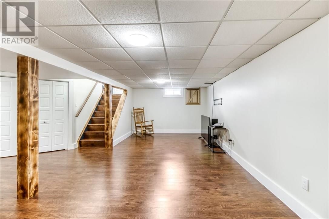 1305 ROSE MARIE AVENUE Image 31