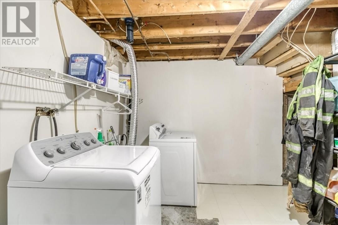 1305 ROSE MARIE AVENUE Image 38