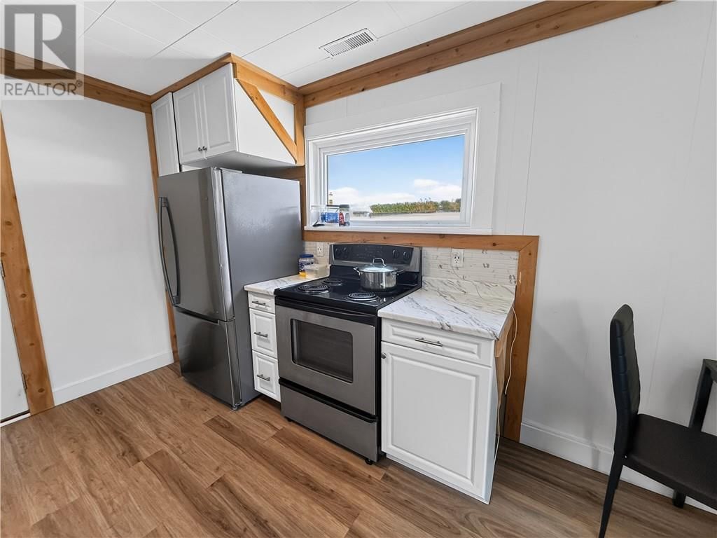 4 ELEANOR STREET Image 20