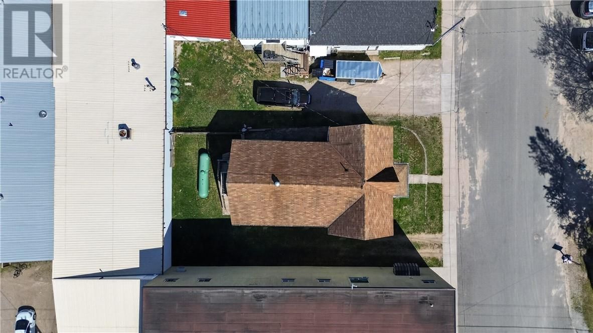 4 ELEANOR STREET Image 56