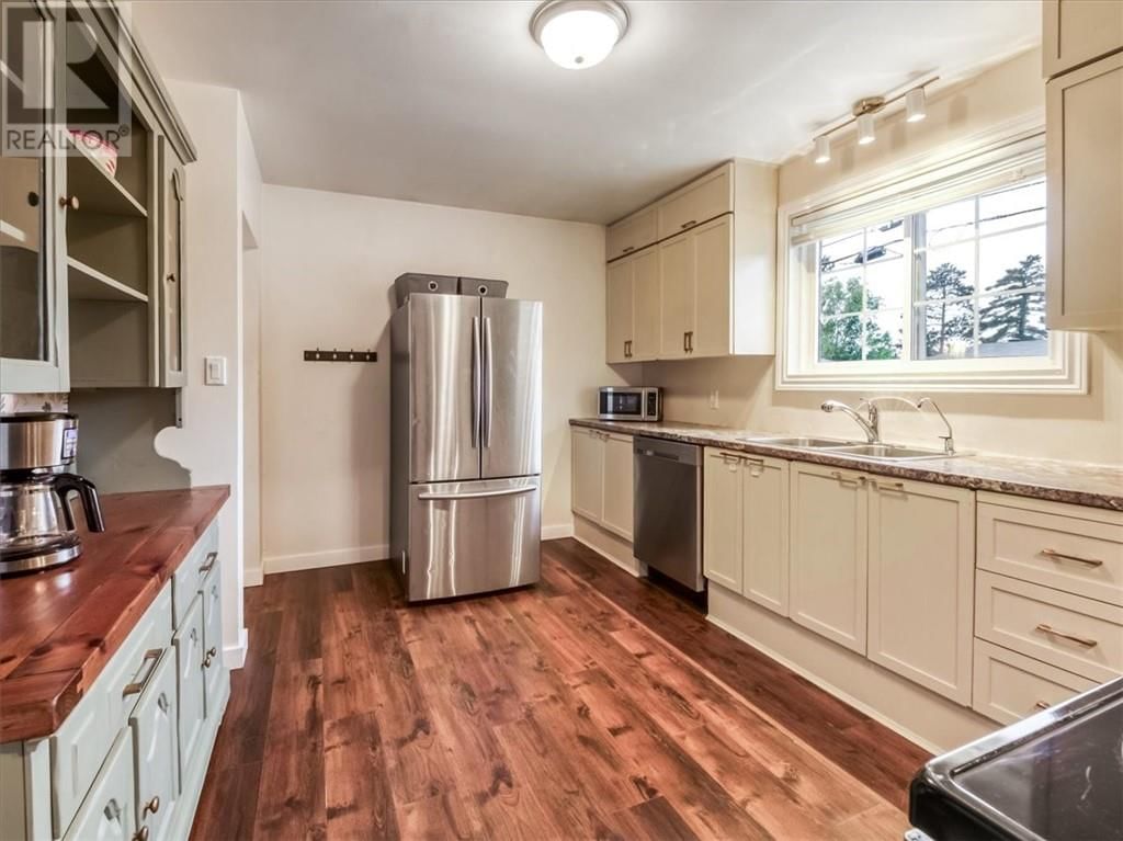 18 WICKWAS STREET Image 14