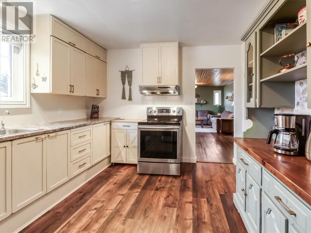 18 WICKWAS STREET Image 15