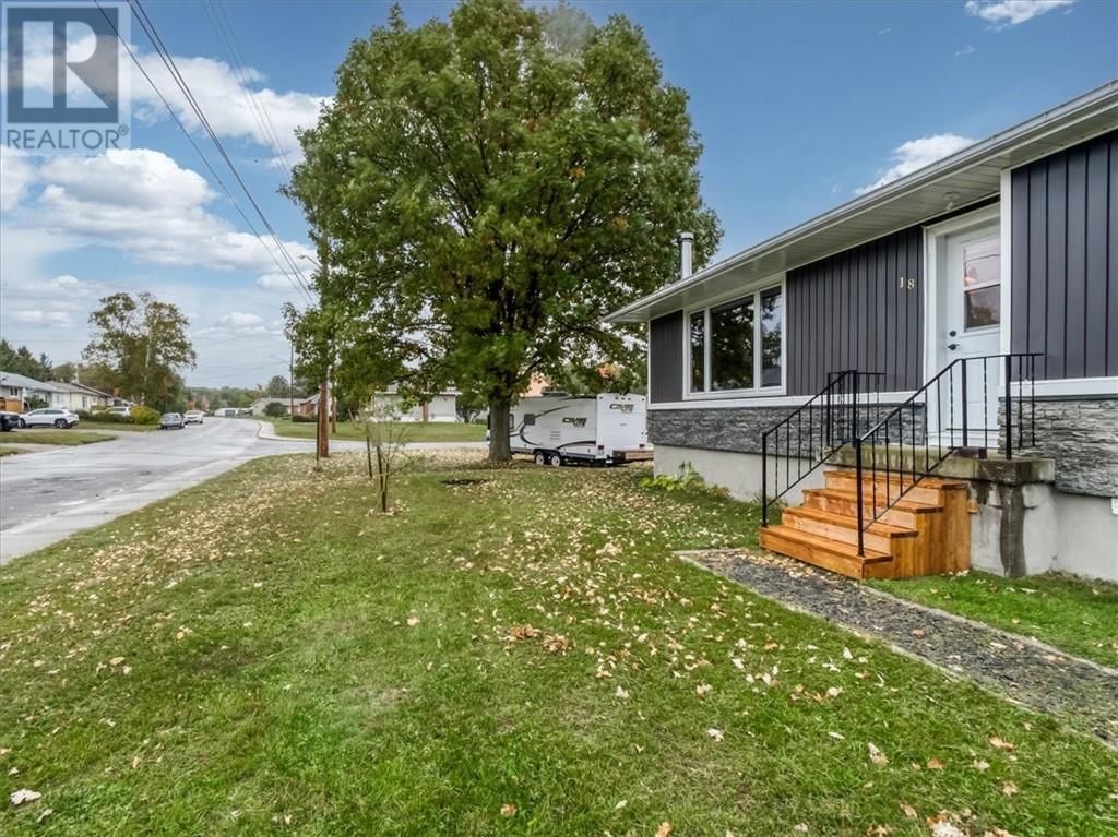 18 WICKWAS STREET Image 4