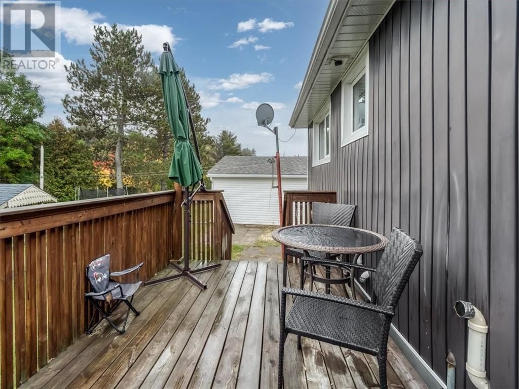 18 WICKWAS STREET Image 8