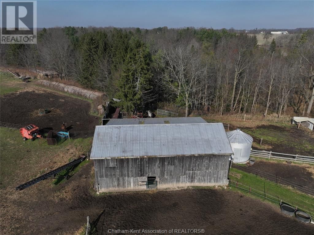21111 Dundonald ROAD Image 34