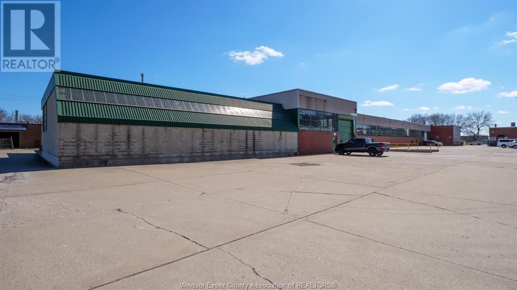 350/370 ERIE STREET East Image 16