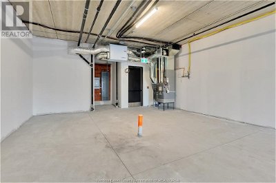 Image #1 of Commercial for Sale at 3817 Howard Avenue Unit# 4a, Windsor, Ontario