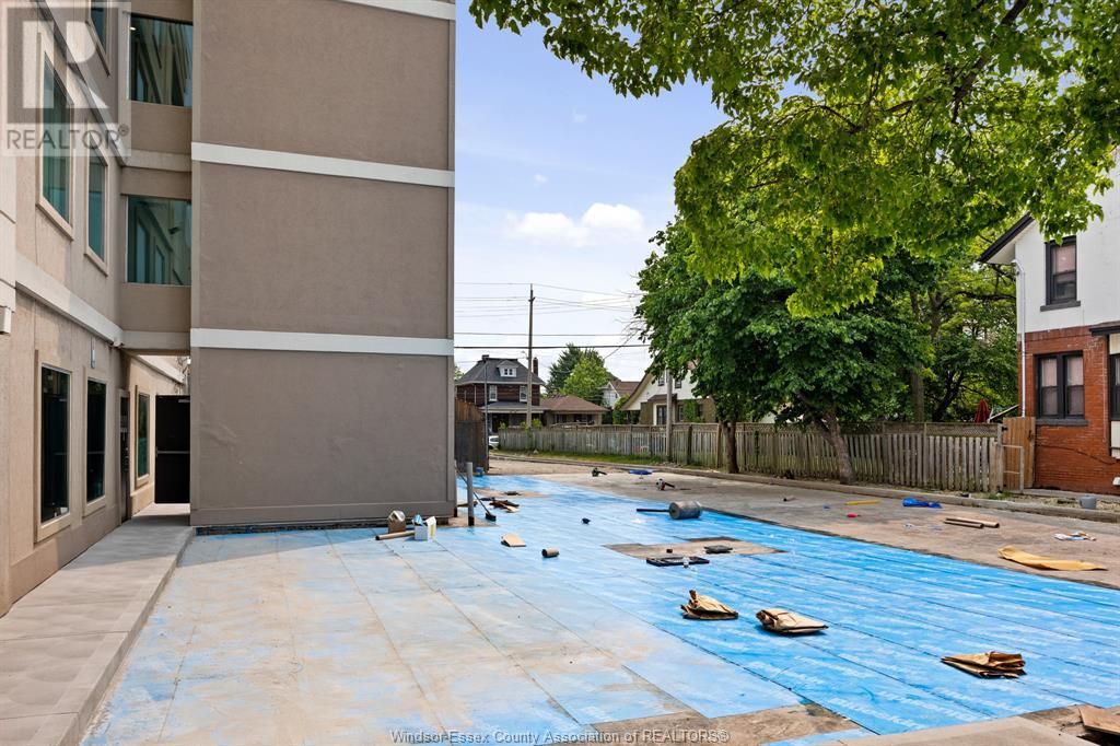 1500 OUELLETTE Unit# 403 Image 5