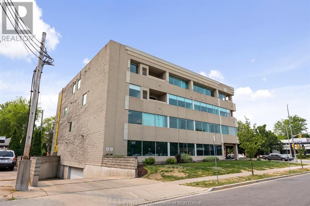 1500 OUELLETTE Unit# 305 Image 17