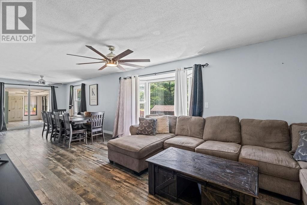5113 LAKESHORE ROAD Image 21