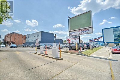 Image #1 of Commercial for Sale at 368-398 University West, Windsor, Ontario