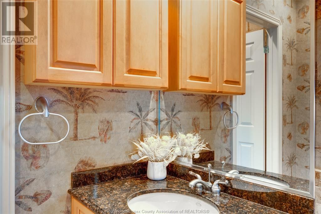 320 SHOREVIEW CIRCLE Image 26