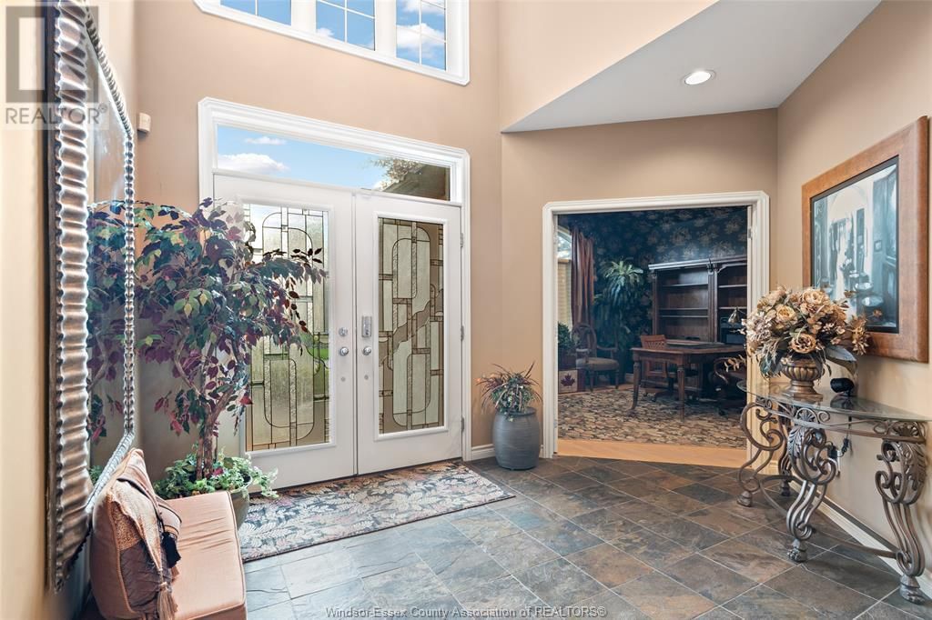 320 SHOREVIEW CIRCLE Image 7
