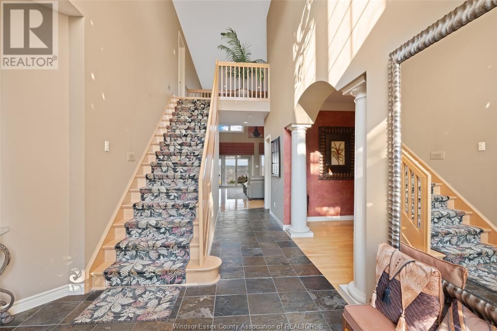 320 SHOREVIEW CIRCLE Image 8