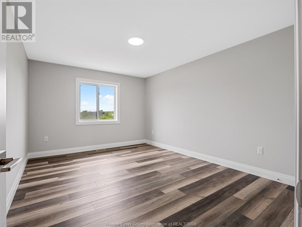 115 EAGLE STREET Image 16