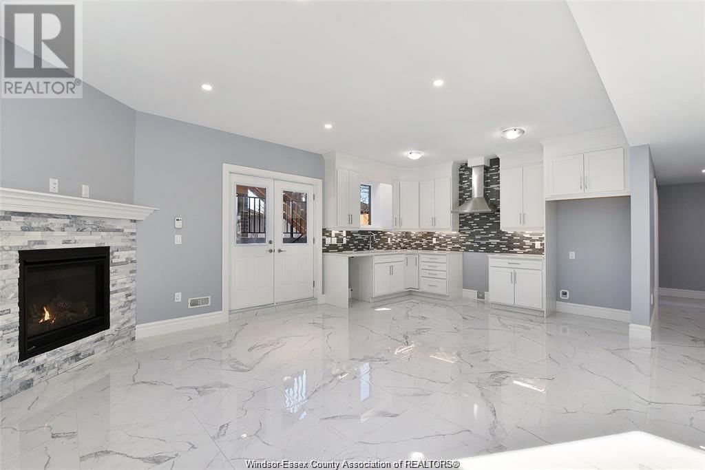 2281 DOMINION BOULEVARD Unit# LOWER Image 7