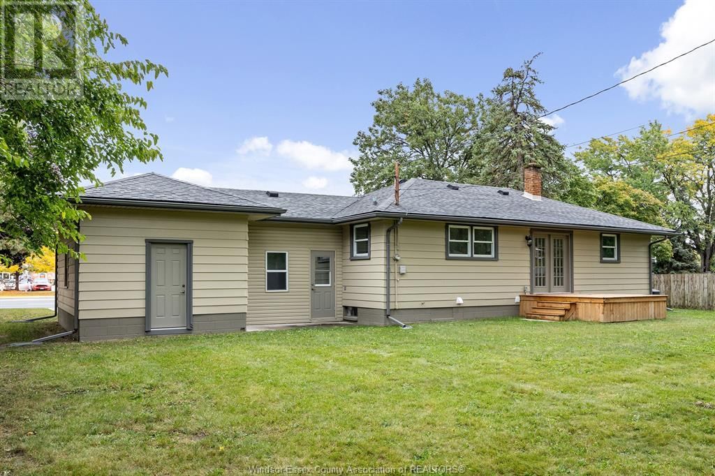 3945-85 DOUGALL AVENUE Image 11
