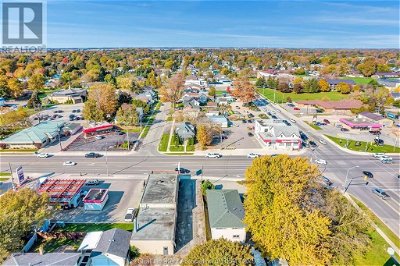 Image #1 of Commercial for Sale at 186-196 Grand Avenue West, Chatham, Ontario